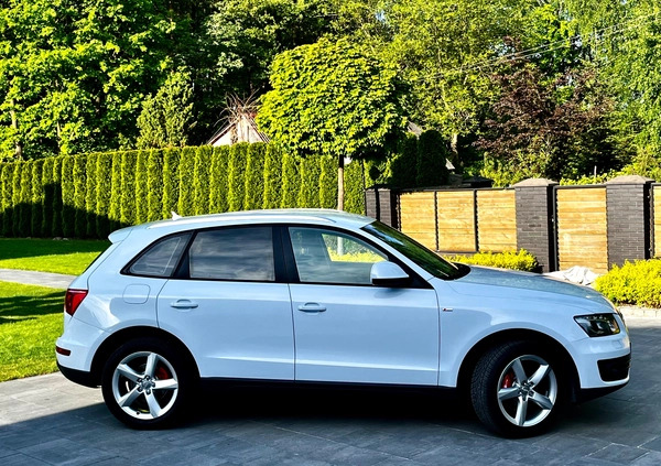 Audi Q5 cena 51900 przebieg: 220000, rok produkcji 2011 z Kołobrzeg małe 79